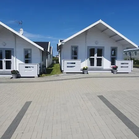 Komodor - Ozonowane אכסניה *