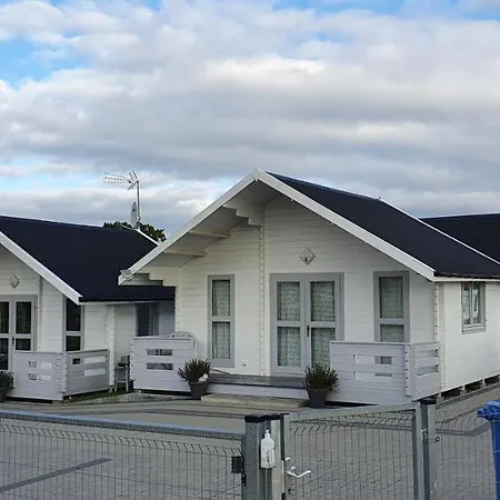 Komodor - Ozonowane אכסניה